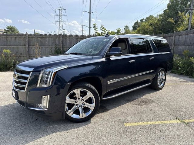 2020 Cadillac Escalade ESV Premium Luxury 4WD photo