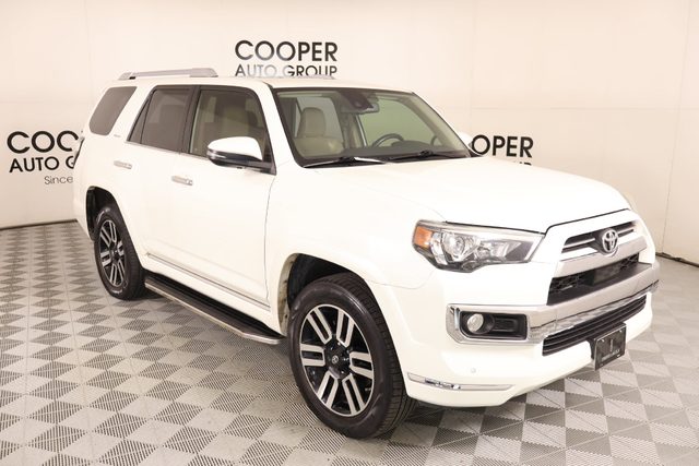 2020 Toyota 4Runner Limited 4WD photo