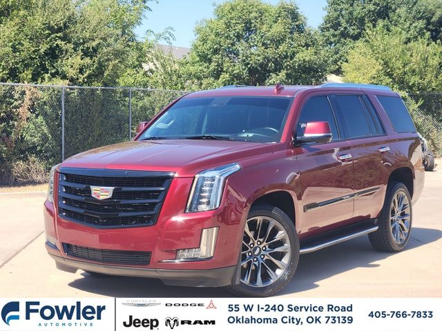2020 Cadillac Escalade Luxury 4WD photo