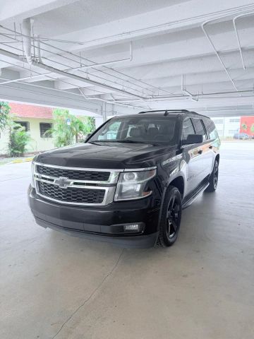 2020 Chevrolet Suburban LT RWD photo