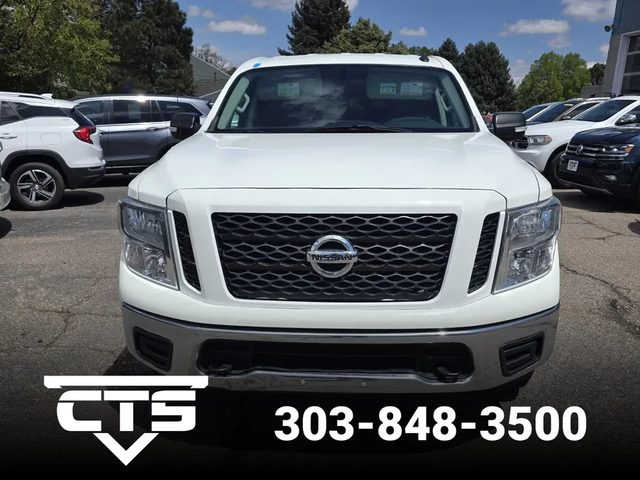 2019 Nissan Titan SV 4WD photo
