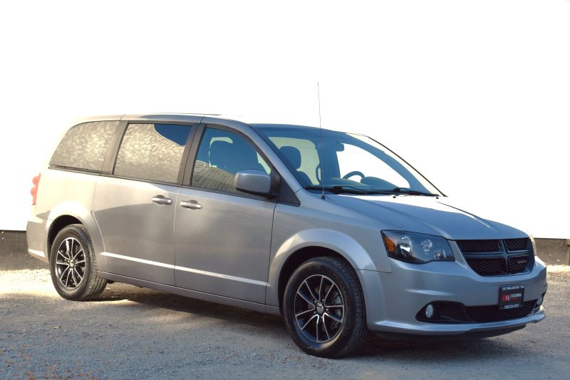 2018 Dodge Grand Caravan SE Plus FWD photo