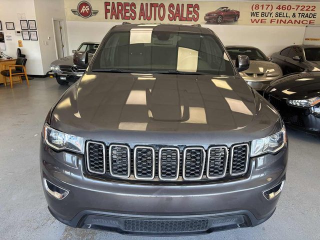2020 Jeep Grand Cherokee Laredo E RWD photo