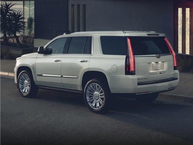 2020 Cadillac Escalade ESV Premium Luxury RWD photo