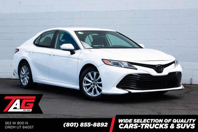 2020 Toyota Camry LE FWD photo
