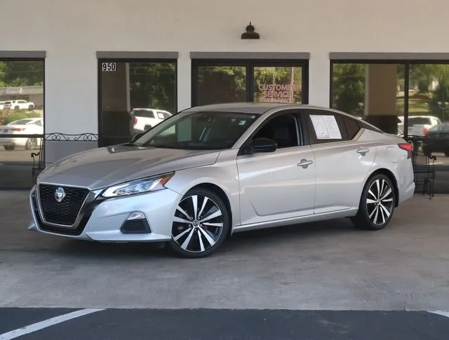 2020 Nissan Altima 2.5 SR FWD photo