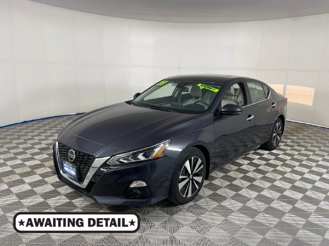 2020 Nissan Altima 2.5 SV FWD photo