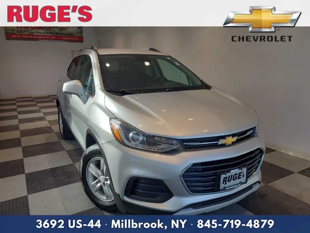 2020 Chevrolet Trax LT FWD photo
