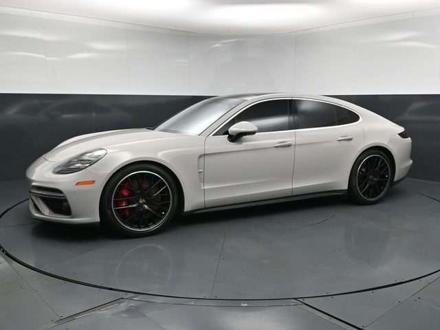2020 Porsche Panamera Turbo AWD photo
