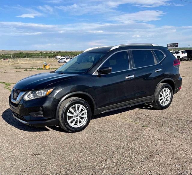 2018 Nissan Rogue SV AWD photo