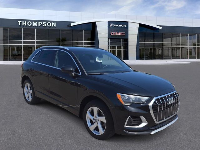 2020 Audi Q3 Premium AWD photo