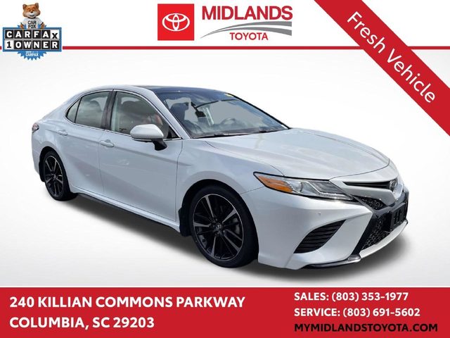 2020 Toyota Camry XSE V6 FWD photo