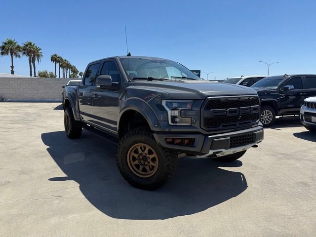 2020 Ford F-150 Raptor 4WD photo