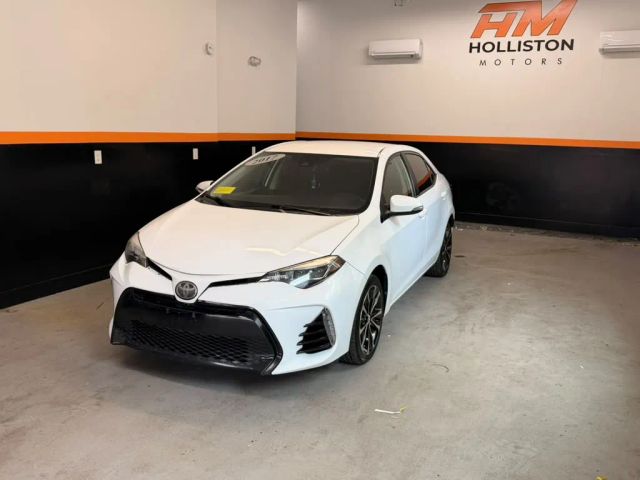 2017 Toyota Corolla SE FWD photo