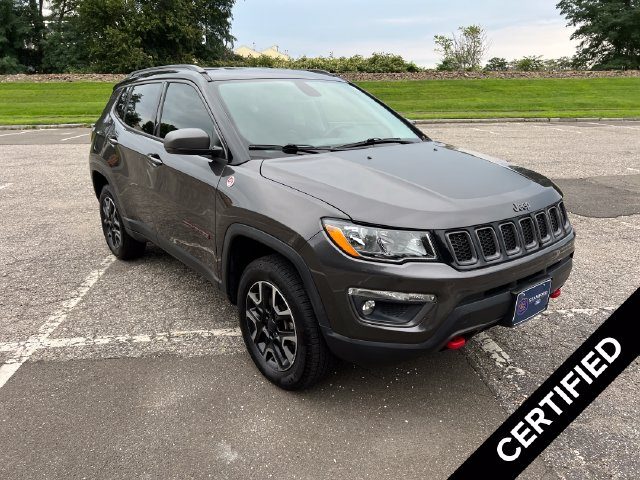 2019 Jeep Compass Trailhawk 4WD photo