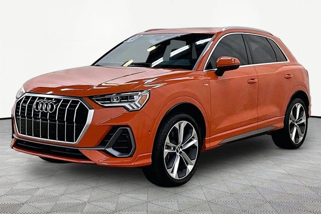 2020 Audi Q3 S line Prestige AWD photo