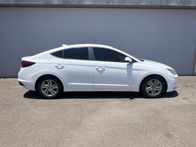 2020 Hyundai Elantra SEL FWD photo