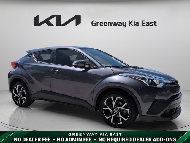 2019 Toyota C-HR XLE FWD photo
