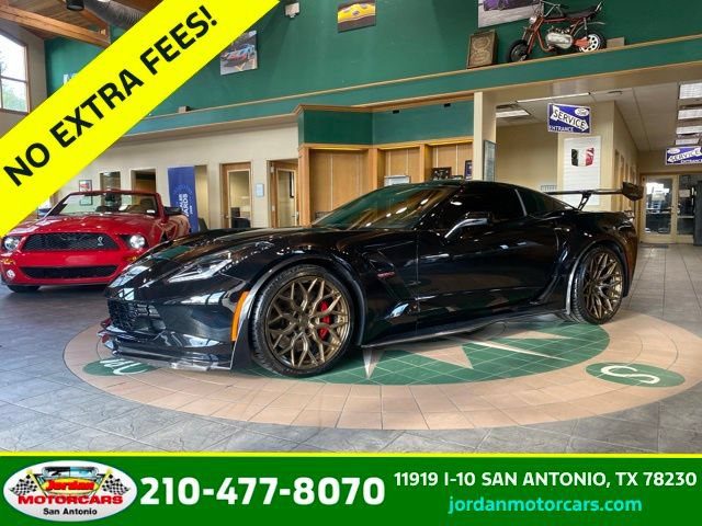2019 Chevrolet Corvette Grand Sport 2LT RWD photo