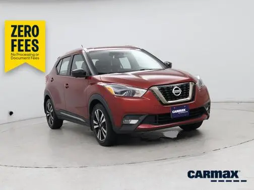2019 Nissan Kicks SR FWD photo