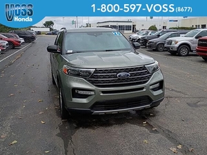 2020 Ford Explorer XLT 4WD photo
