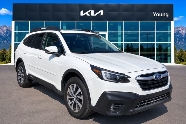 2020 Subaru Outback Premium AWD photo