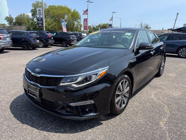 2020 Kia Optima EX Premium FWD photo
