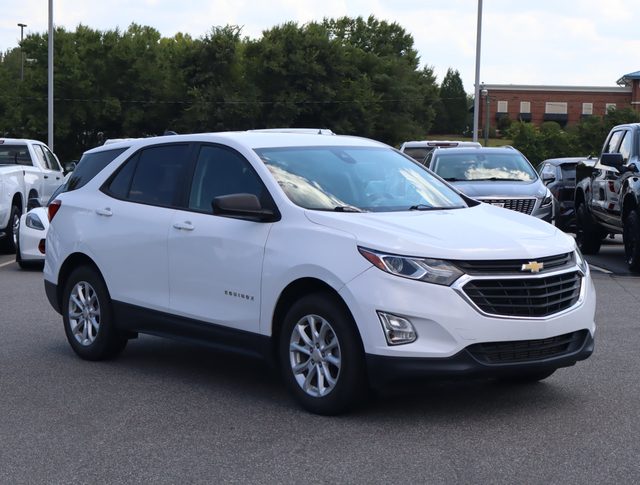 2020 Chevrolet Equinox LS FWD photo