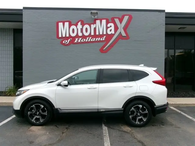2017 Honda CR-V Touring AWD photo