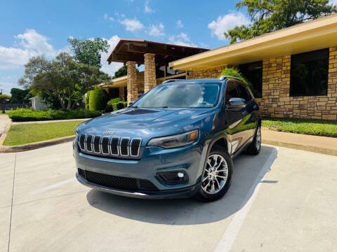 2020 Jeep Cherokee Latitude Plus FWD photo