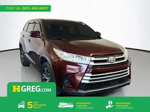 2019 Toyota Highlander LE FWD photo