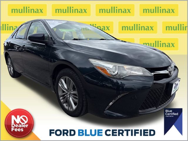2017 Toyota Camry SE FWD photo