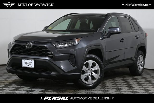 2020 Toyota RAV4 LE AWD photo