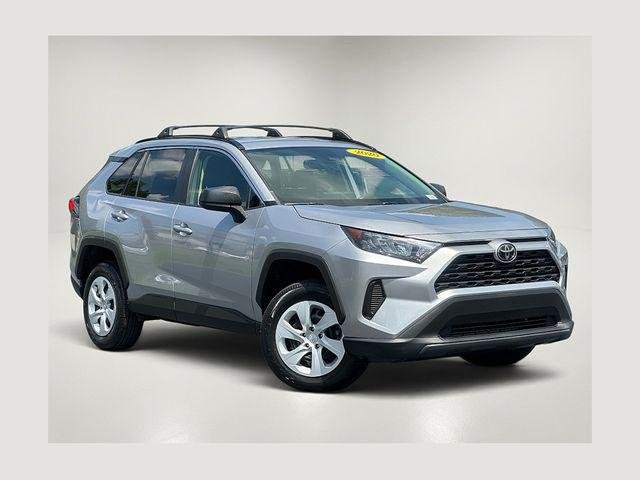 2020 Toyota RAV4 LE AWD photo
