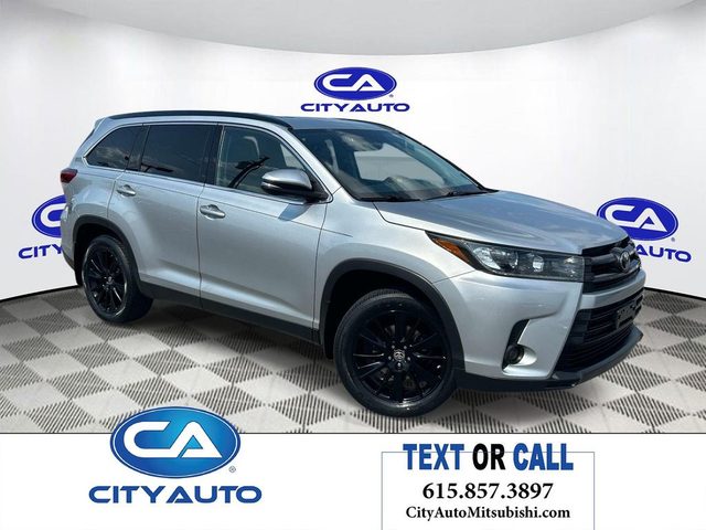 2019 Toyota Highlander SE AWD photo