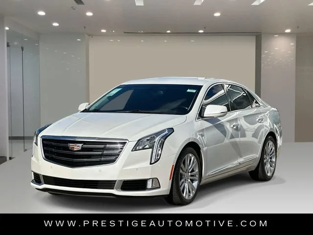 2019 Cadillac XTS Luxury FWD photo
