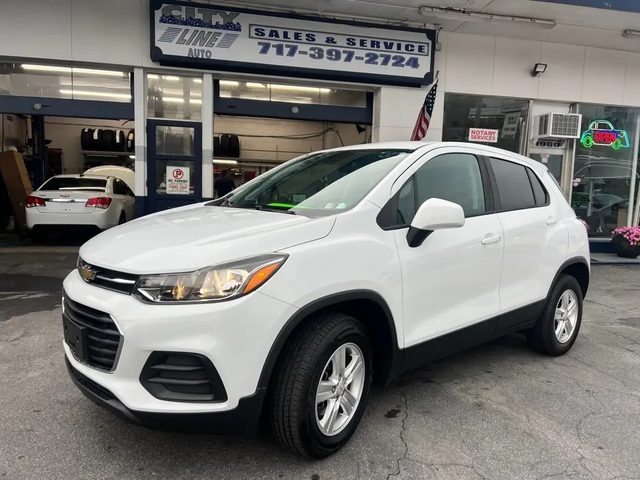 2020 Chevrolet Trax LS AWD photo