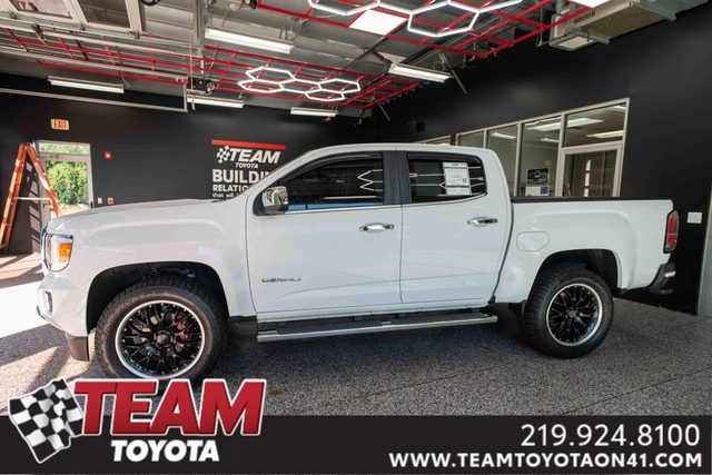 2020 GMC Canyon 4WD Denali 4WD photo
