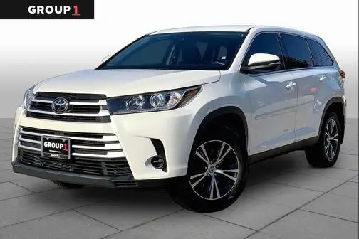 2019 Toyota Highlander LE FWD photo