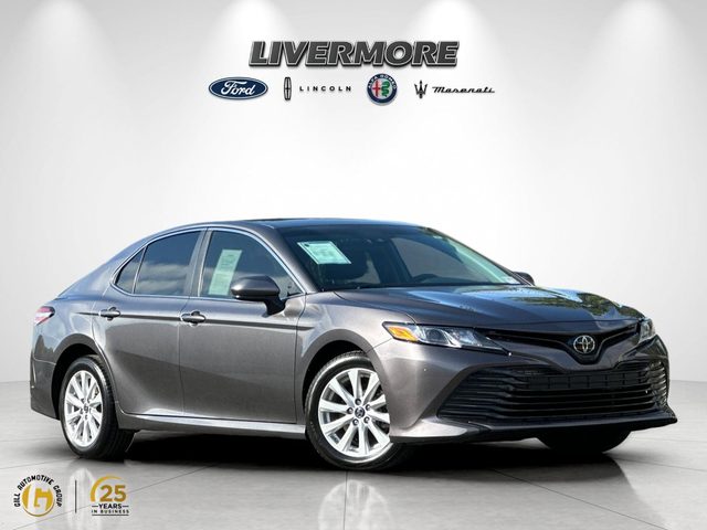 2019 Toyota Camry LE FWD photo
