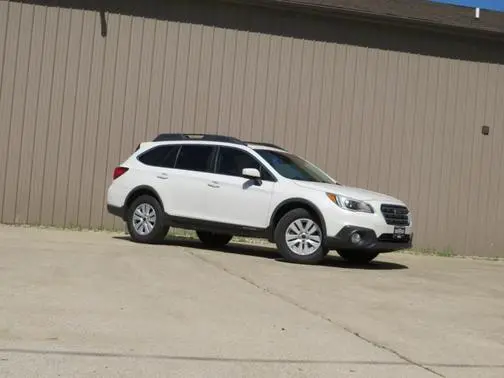 2015 Subaru Outback 2.5i Premium AWD photo