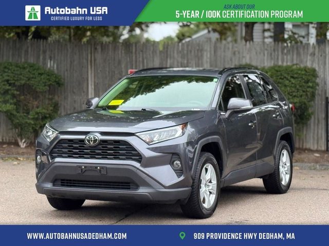 2020 Toyota RAV4 XLE AWD photo