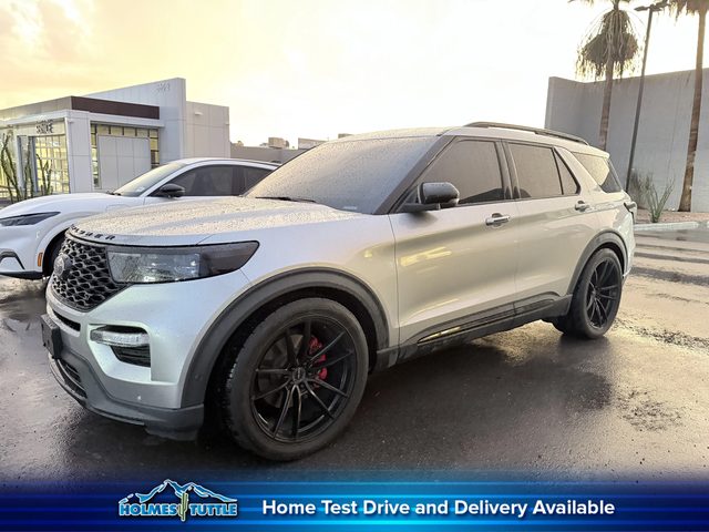 2020 Ford Explorer ST 4WD photo