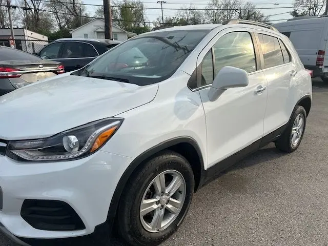 2020 Chevrolet Trax LT FWD photo