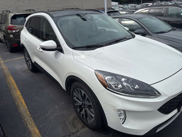 2020 Ford Escape Titanium Hybrid FWD photo