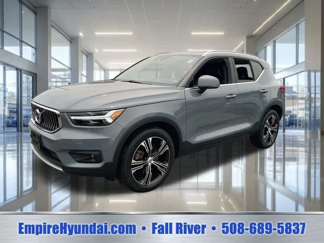 2020 Volvo XC40 Inscription AWD photo