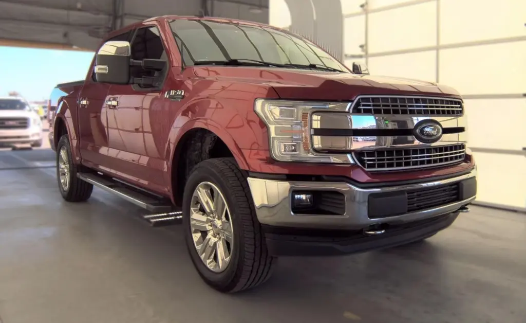 2020 Ford F-150 LARIAT 4WD photo