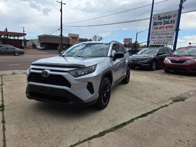 2020 Toyota RAV4 LE AWD photo