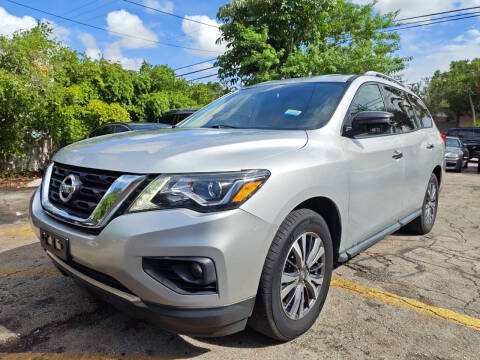 2019 Nissan Pathfinder SV FWD photo