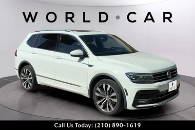 2020 Volkswagen Tiguan SEL Premium R-Line AWD photo